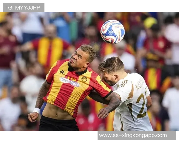 博安禁区手球送点洛里38岁高龄神勇扑救抱住点球