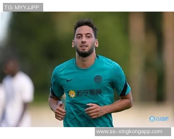 恰尔汗奥卢感恩一路支持从街头球场到国家队百场荣耀之路