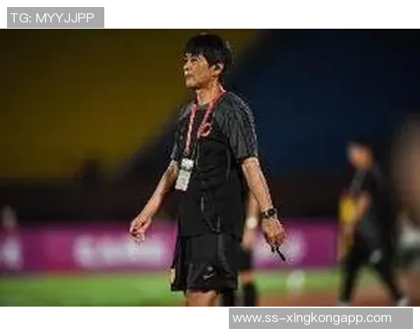 马德兴分析国少战术失误浮嶋敏首次尝试双高战术遭印度反击致失球 马德兴分析国少战术失误浮嶋敏首次尝试双高战术遭印度反击致失球