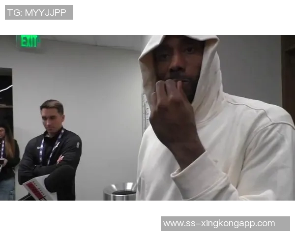 小卡采访时间仅七分钟引发关注球星采访为何如此短暂 小卡采访时间仅七分钟引发关注球星采访为何如此短暂