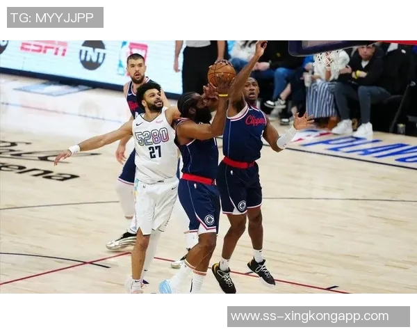 新赛季西部竞争激烈快船掘金实力提升令人期待 新赛季西部竞争激烈快船掘金实力提升令人期待